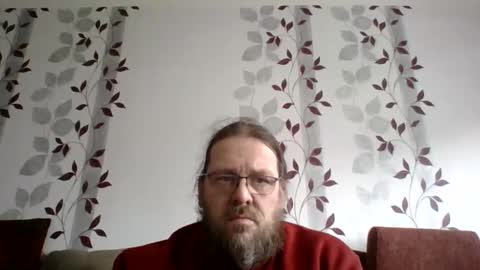 Snapshot of metallbuddy chatting on February 12, 11:29 am ask me online show from February 12, 11:29 am