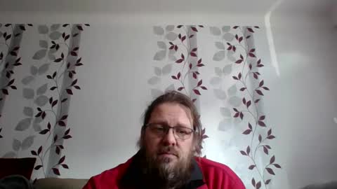 Snapshot of metallbuddy chatting on February 18, 10:38 am ask me online show from February 18, 10:38 am