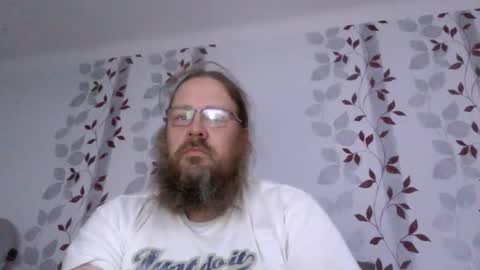 Snapshot of metallbuddy chatting on September 22, 5:31 am ask me online show from September 22, 5:31 am