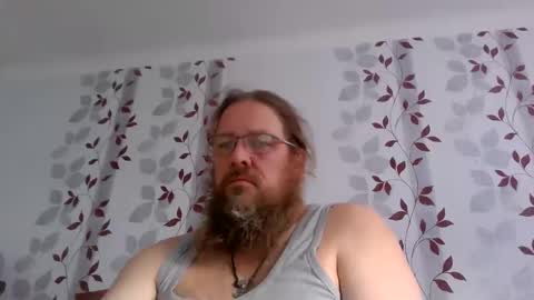 Snapshot of metallbuddy chatting on September 23, 6:05 am ask me online show from September 23, 6:05 am