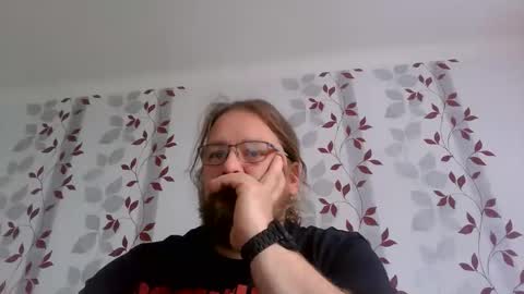 Snapshot of metallbuddy chatting on October 26, 9:59 am ask me online show from October 26, 9:59 am