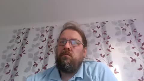 Snapshot of metallbuddy chatting on November 14, 8:46 am ask me online show from November 14, 8:46 am