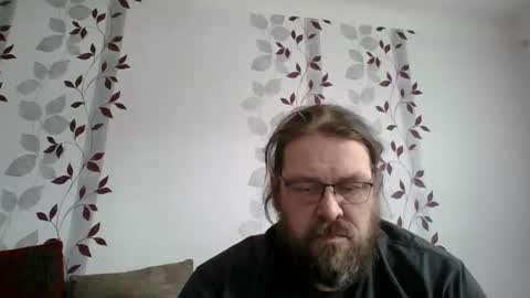 Snapshot of metallbuddy chatting on November 16, 1:39 pm ask me online show from November 16, 1:39 pm