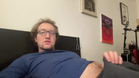 metallica92786 online show from December 23, 6:11 am