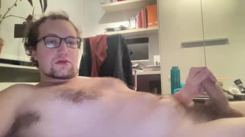 metallica92786 online show from December 25, 6:20 am