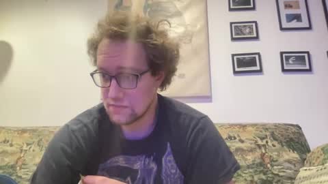 metallica92786 online show from December 29, 7:06 am