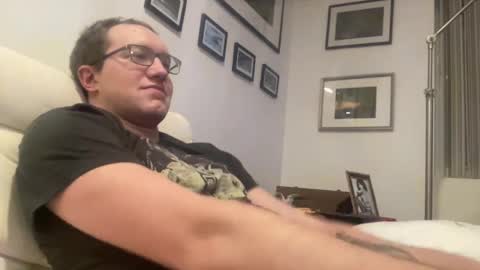 metallica92786 online show from February 23, 5:12 am