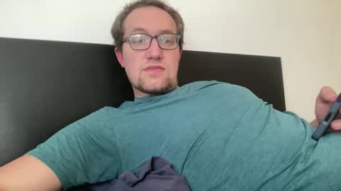 metallica92786 online show from March 10, 8:12 pm