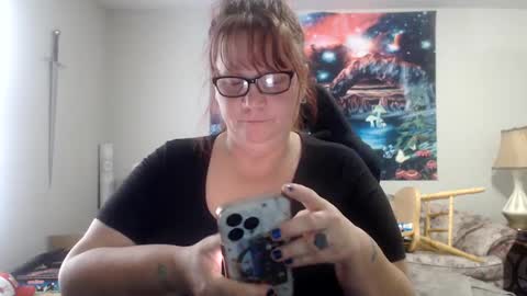 Mommy Jaxx online show from December 8, 7:00 pm