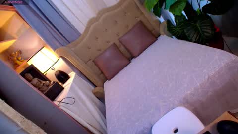 Snapshot of metawinathan chatting on October 28, 3:32 am myka online show from October 28, 3:32 am