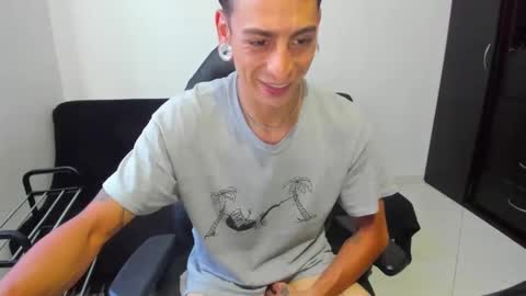 Snapshot of methodicxxx chatting on January 29, 10:43 pm xxxxxxxxxmethodicxxxxxxxxx online show from January 29, 10:43 pm