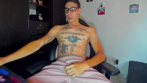 Snapshot of methodicxxx chatting on November 7, 11:32 am xxxxxxxxxmethodicxxxxxxxxx online show from November 7, 11:32 am