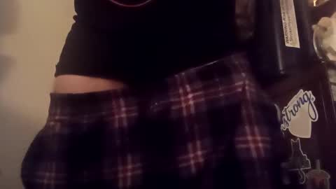 Snapshot of metime103 chatting on October 7, 8:44 am Metime online show from October 7, 8:44 am