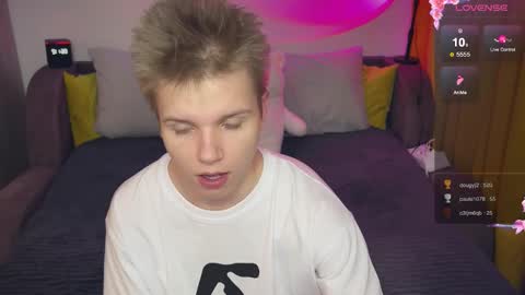 Arthur online show from February 3, 2:53 am