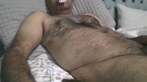 Snapshot of metter26 chatting on December 24, 5:49 am atx guy online show from December 24, 5:49 am