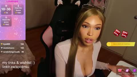 mew2wo online show from February 3, 2:53 am