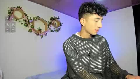 Snapshot of mhatias_ chatting on December 23, 3:48 am MATHIAS online show from December 23, 3:48 am