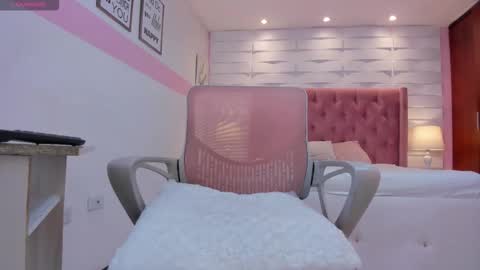 melissa online show from October 15, 10:59 am