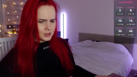 Snapshot of mi_cherry chatting on January 19, 12:49 am Alice online show from January 19, 12:49 am