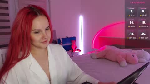 Snapshot of mi_cherry chatting on February 19, 10:20 pm Alice online show from February 19, 10:20 pm