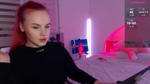 Snapshot of mi_cherry chatting on February 20, 6:13 pm Alice online show from February 20, 6:13 pm