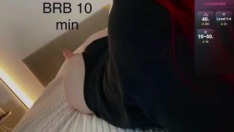 Snapshot of mi_cherry chatting on February 21, 1:00 am Alice online show from February 21, 1:00 am