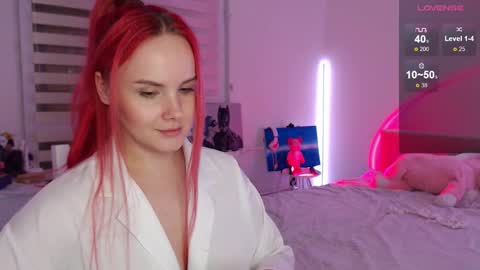 Snapshot of mi_cherry chatting on February 21, 4:07 am Alice online show from February 21, 4:07 am