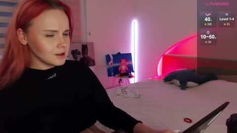 Snapshot of mi_cherry chatting on March 8, 4:12 am Alice online show from March 8, 4:12 am