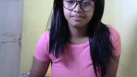 Snapshot of mia3121 chatting on September 27, 2:33 pm mia3121 online show from September 27, 2:33 pm