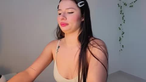 Snapshot of mia_adams66 chatting on November 13, 7:02 pm Mia adams online show from November 13, 7:02 pm