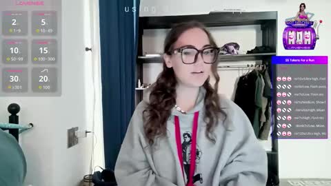 Snapshot of mia_boone chatting on September 10, 2:00 am mia_boone online show from September 10, 2:00 am
