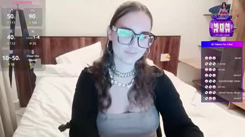 Snapshot of mia_boone chatting on October 1, 3:45 am mia_boone online show from October 1, 3:45 am