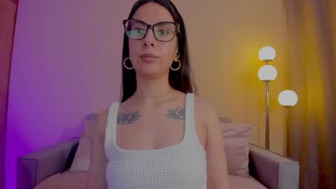 Sarah Luna online show from March 8, 5:28 pm