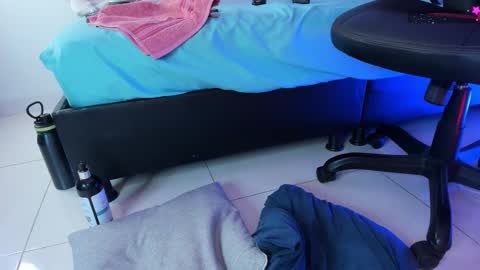 Snapshot of mia_depp chatting on February 25, 2:25 am Mia online show from February 25, 2:25 am