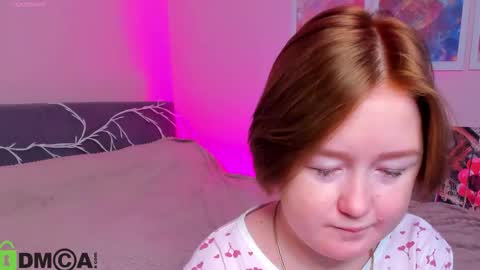 Mia online show from October 23, 2:22 am