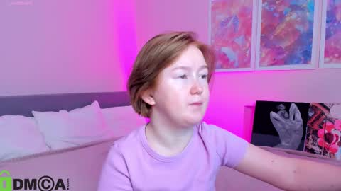 Mia online show from October 26, 2:17 am