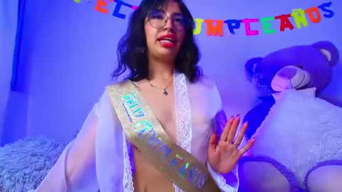 Mia flames online show from November 24, 4:12 am