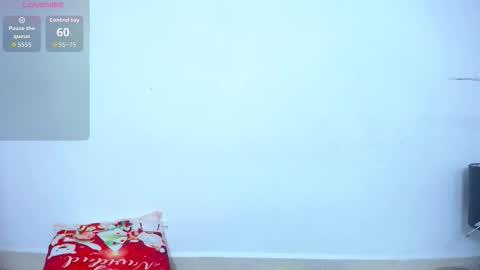 M I A online show from January 6, 9:39 pm