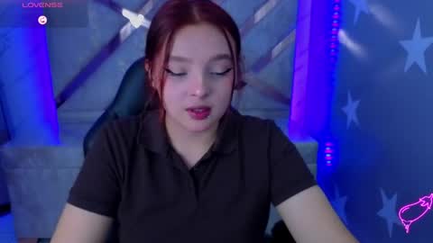 Mia online show from May 21, 1:29 pm
