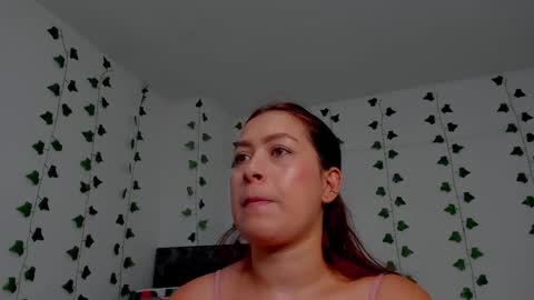 Snapshot of mia_garcia2 chatting on October 22, 9:03 pm MIA online show from October 22, 9:03 pm