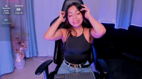 Mia online show from January 9, 1:02 pm