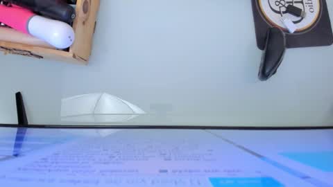 Snapshot of mia_jonnees chatting on January 4, 12:27 pm online show from January 4, 12:27 pm