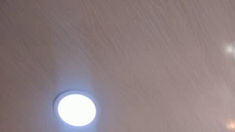 Snapshot of mia_kisses2 chatting on November 9, 2:32 am Mia online show from November 9, 2:32 am