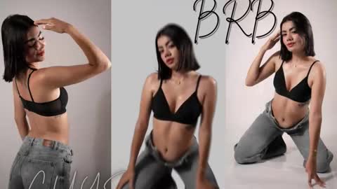 Snapshot of mia_kisses2 chatting on November 29, 2:36 am Mia online show from November 29, 2:36 am