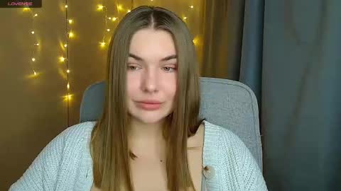 mia_lemm online show from November 21, 7:18 am