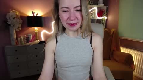 Mia online show from January 6, 8:14 am