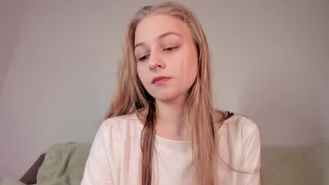 Mia here Appreciate your support online show from March 13, 4:35 pm