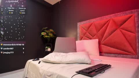 MIA  online show from March 4, 10:16 pm