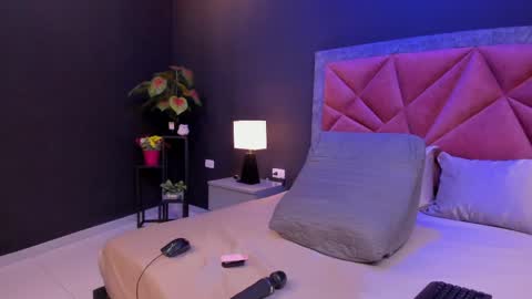 MIA  online show from April 5, 6:05 pm