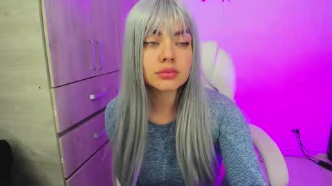 Snapshot of mia_rise chatting on November 5, 2:55 am Mia online show from November 5, 2:55 am